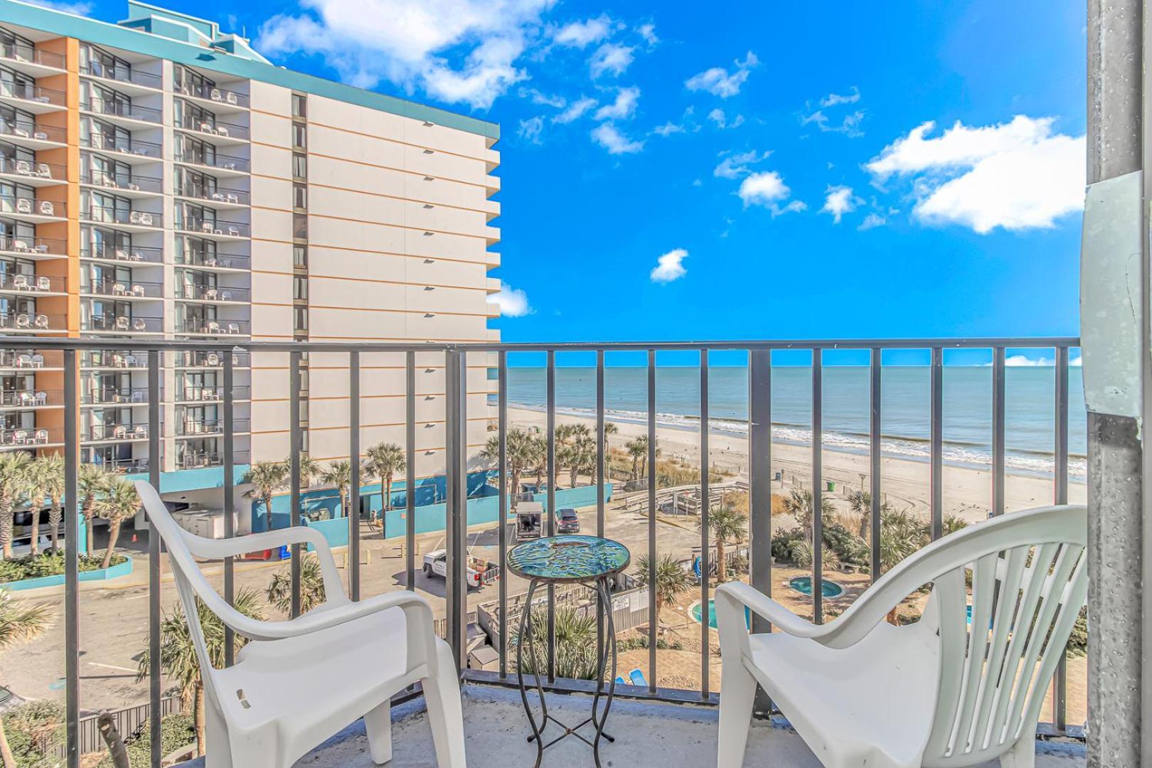 Апарт отель Good Time Charlies Oceanfront Retreat Миртл-Бич Экстерьер фото